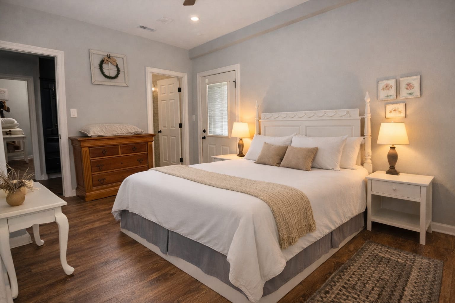 King bedroom in the Scarborough House guest house with oak furnishings