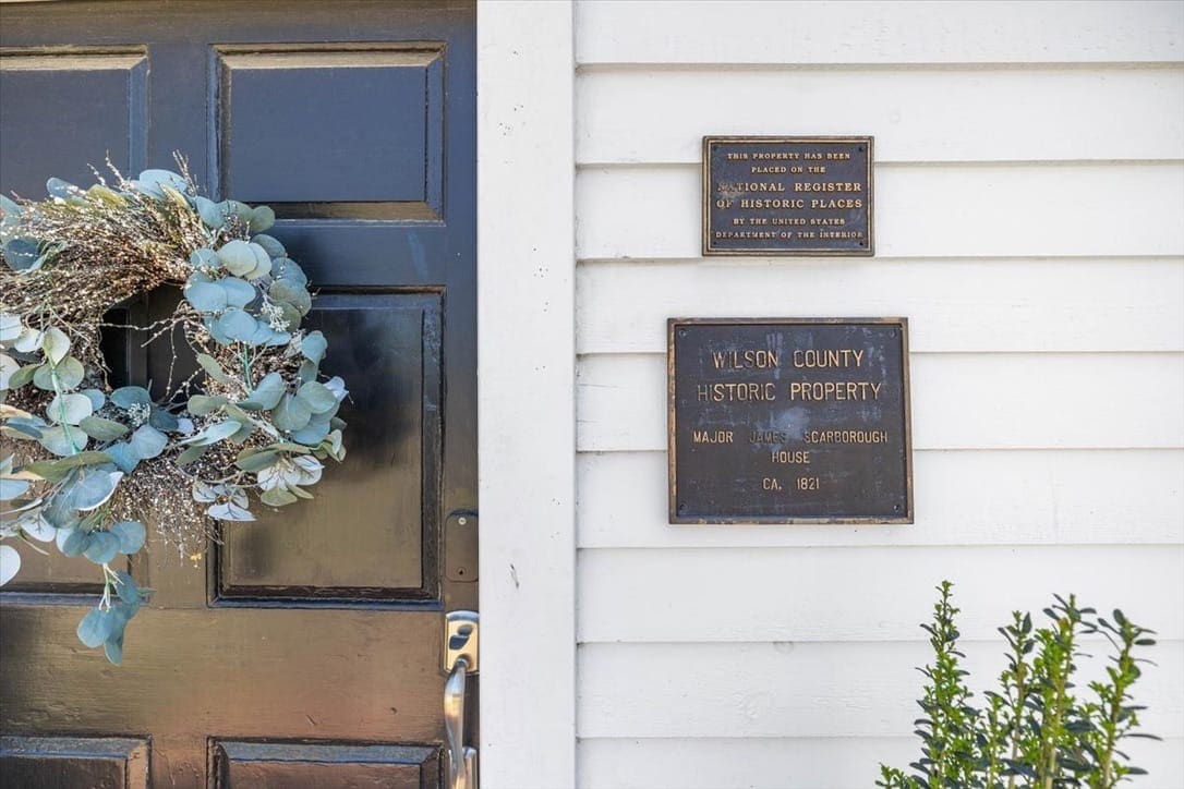 Historic lodge entrance at Scarborough House