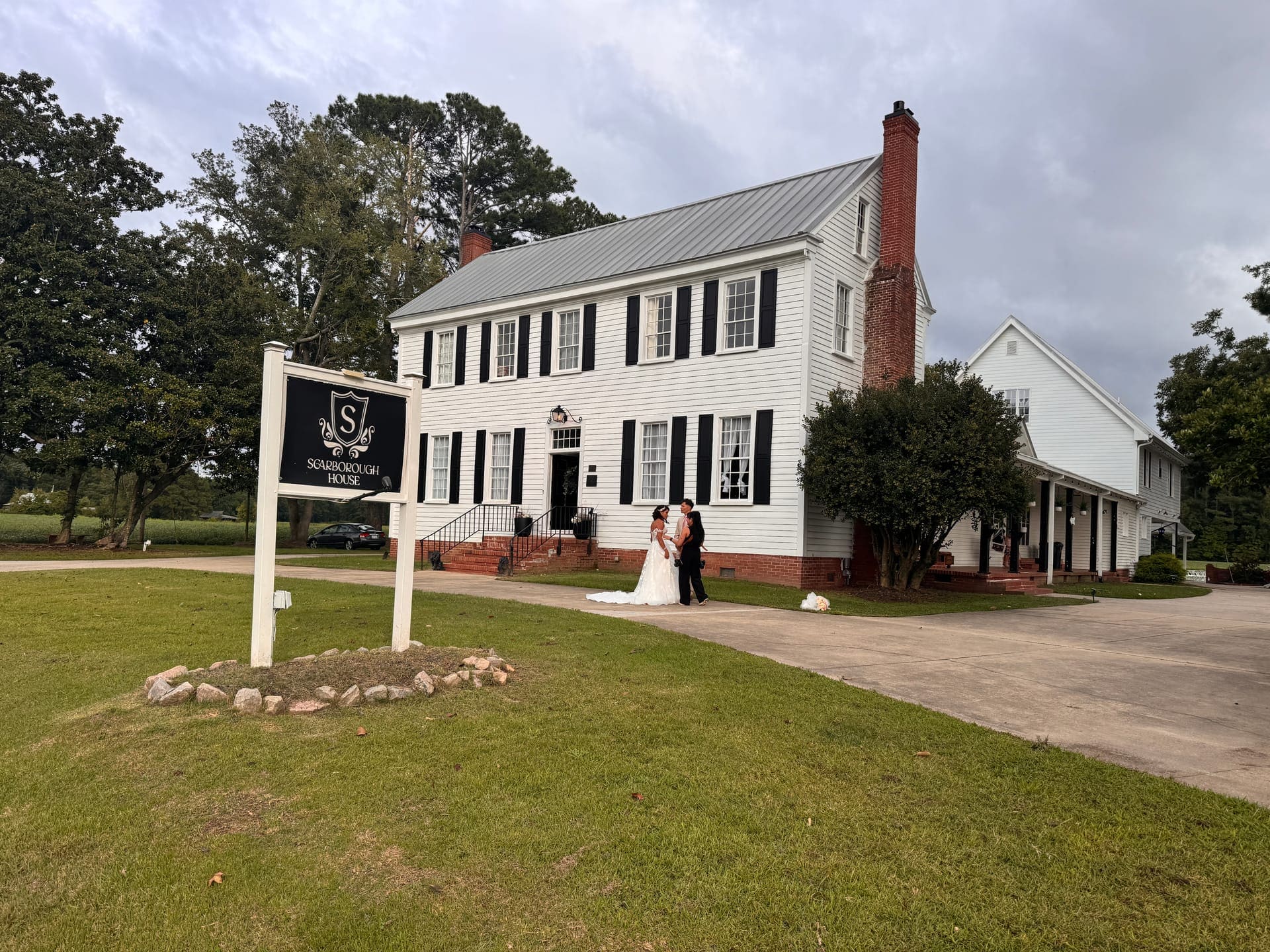 The 1821 Scarborough House white estate house near Raleigh, NC